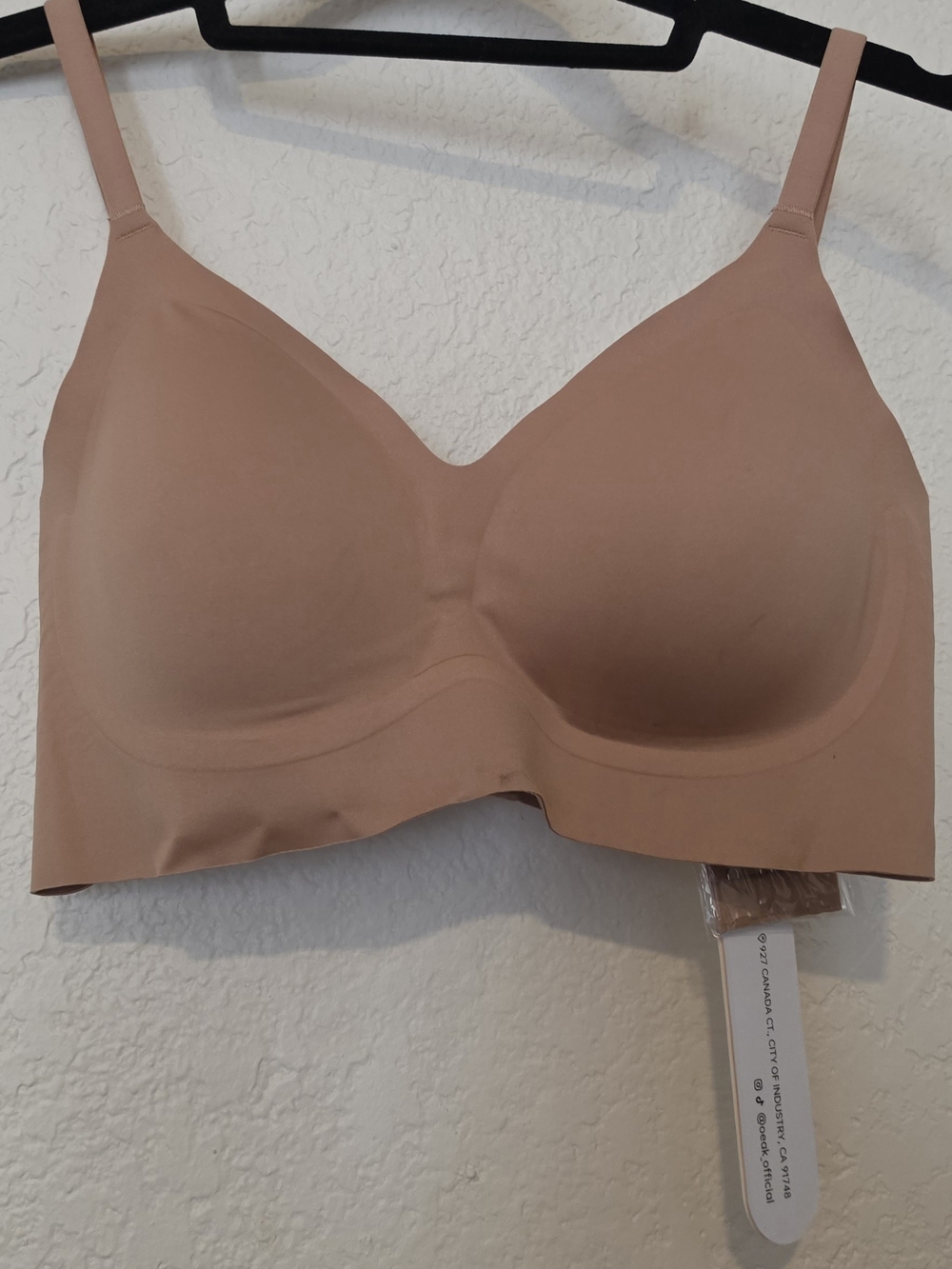 NWT Oeak Wireless Nude(Latte) T-Shirt Bra
